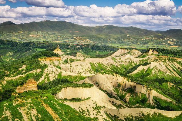 Quel est le terrain idéal pour l'installation d'un trampoline ?